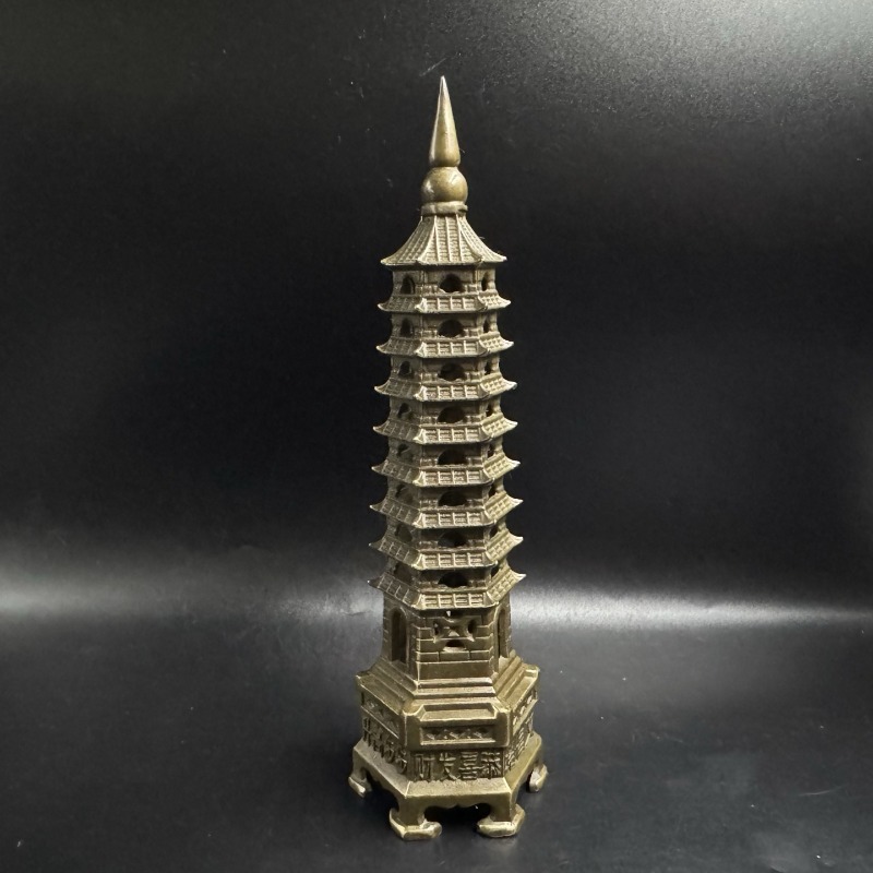 Outdoor Furniture Vintage - Patung Pagoda Logam 9 Lapis Antik