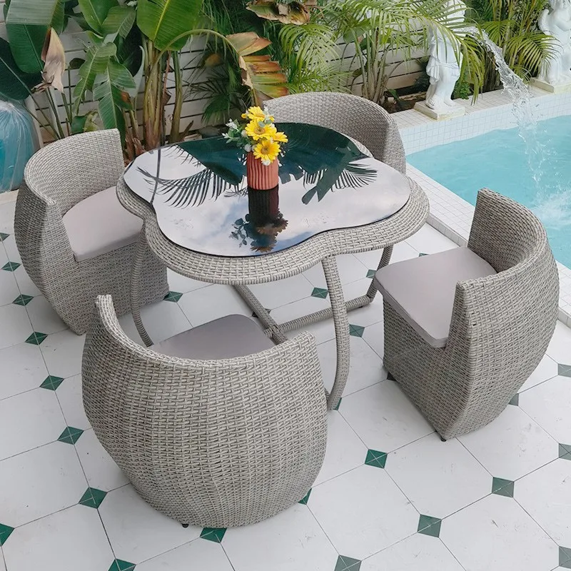 Kombinasi meja dan kursi rotan - Outdoor Furniture In Store ulasan dan harga